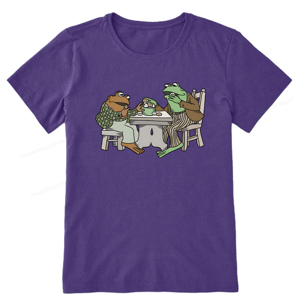 Pagewings Frog & Toad Eat Cookies <3 Unisex Classic T-shirt