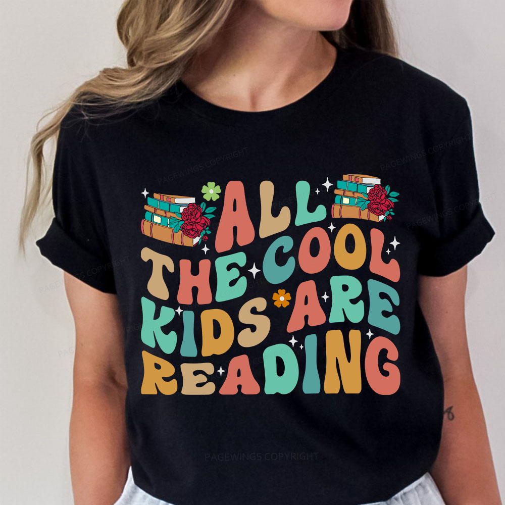 Pagewings All The Cool Kids Are Reading Unisex Classic T-shirt