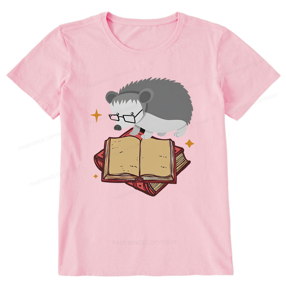 Pagewings Fun Hedgehog Is Reading Unisex Classic T-shirt