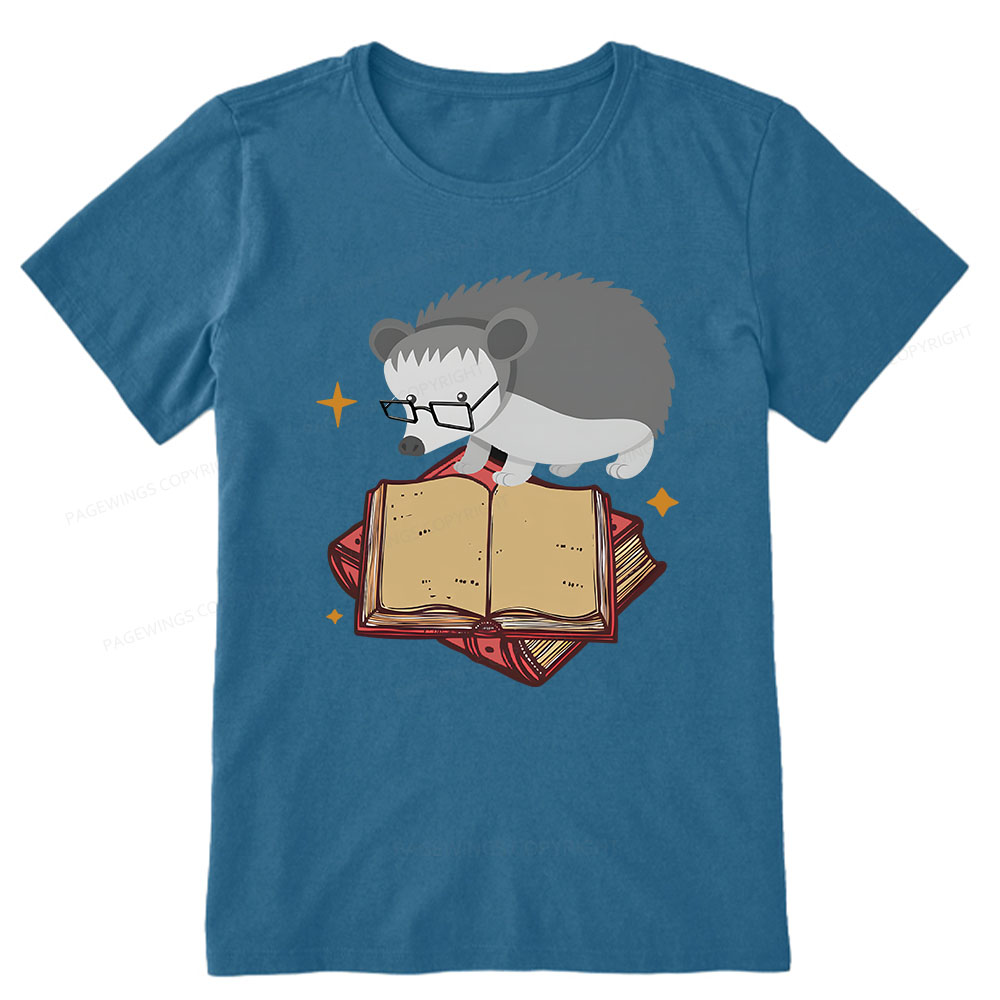 Pagewings Fun Hedgehog Is Reading Unisex Classic T-shirt