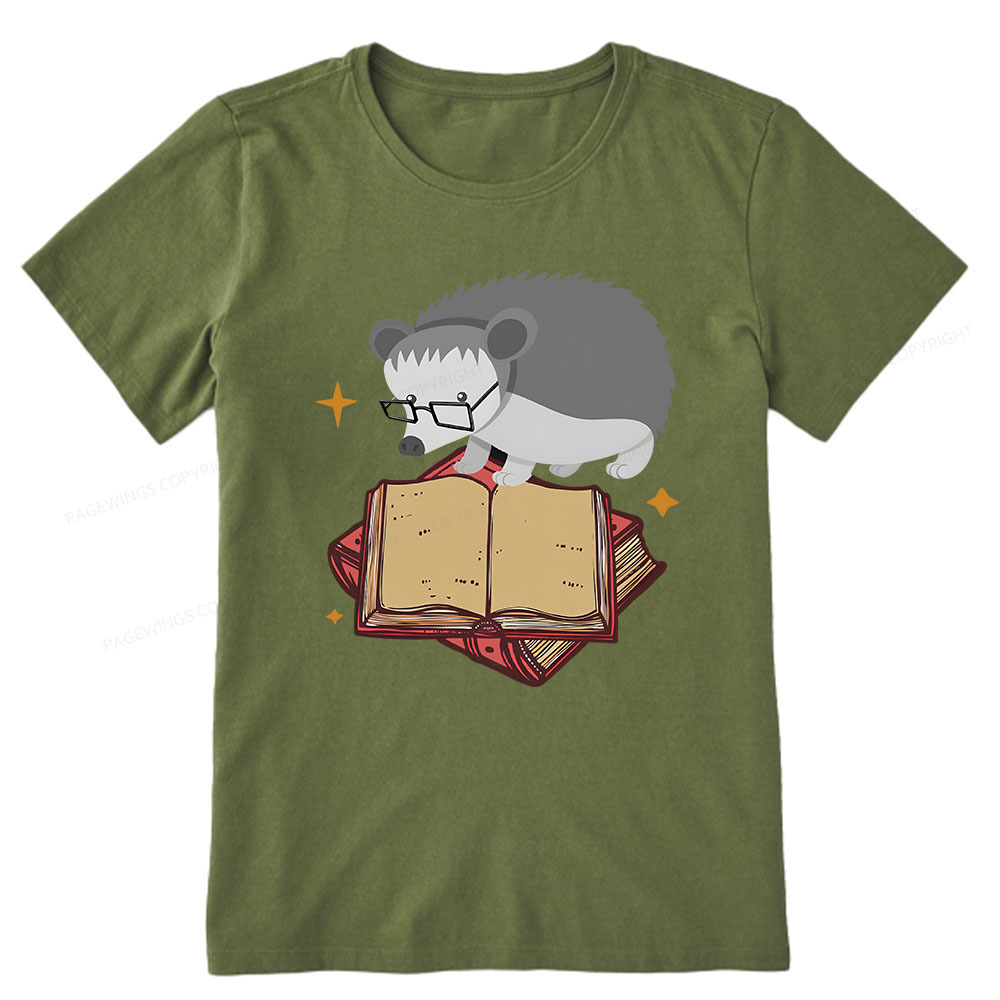 Pagewings Fun Hedgehog Is Reading Unisex Classic T-shirt