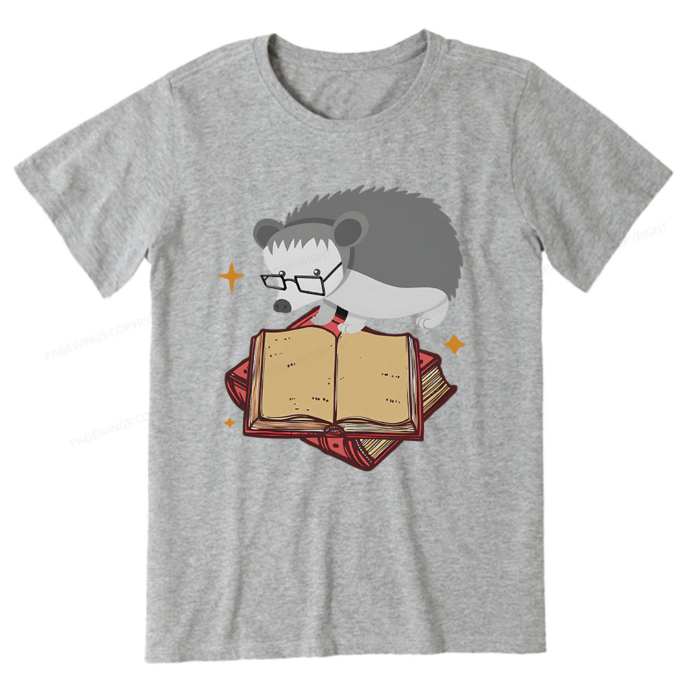Pagewings Fun Hedgehog Is Reading Unisex Classic T-shirt