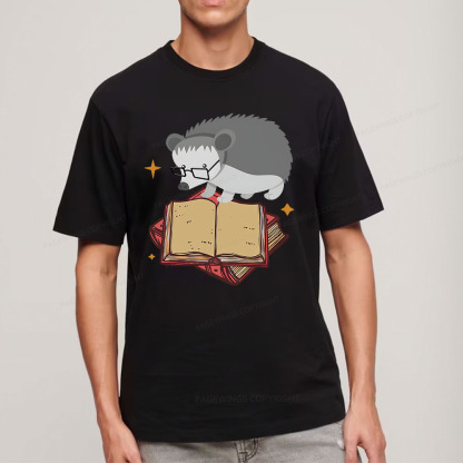 Pagewings Fun Hedgehog Is Reading Unisex Classic T-shirt