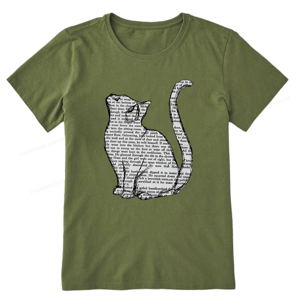 Pagewings Lots Of Books And Cute Cats Unisex Classic T-shirt