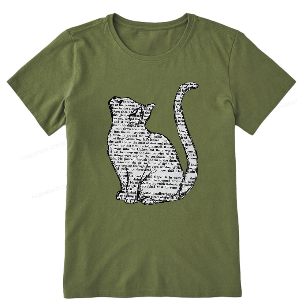 Pagewings Lots Of Books And Cute Cats Unisex Classic T-shirt