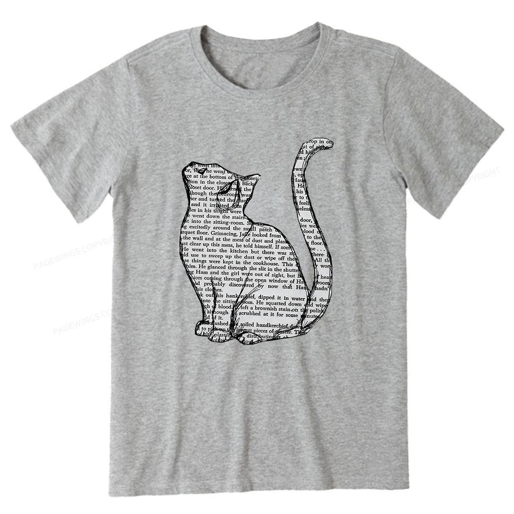 Pagewings Lots Of Books And Cute Cats Unisex Classic T-shirt