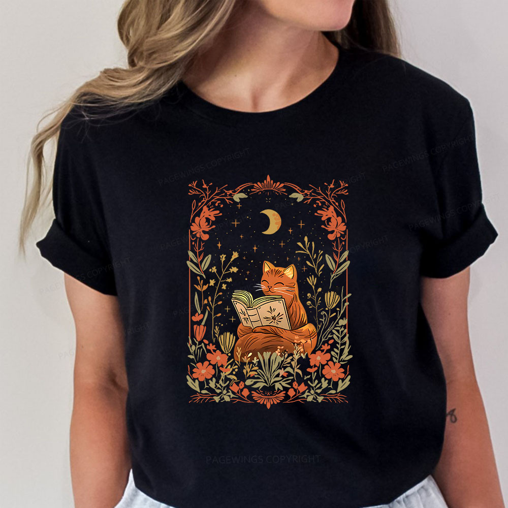 Pagewings Cat Wildflower Book Reading Unisex Classic T-shirt