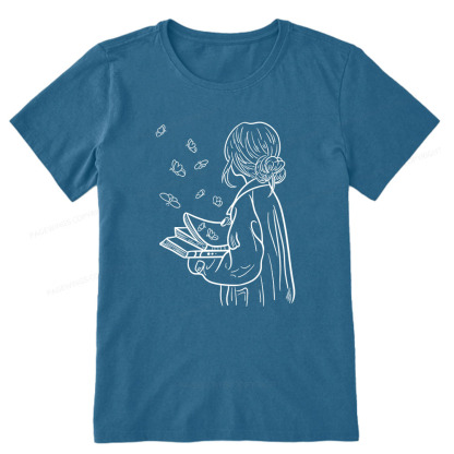Pagewings A Girl Who Loves To Read Unisex Classic T-shirt