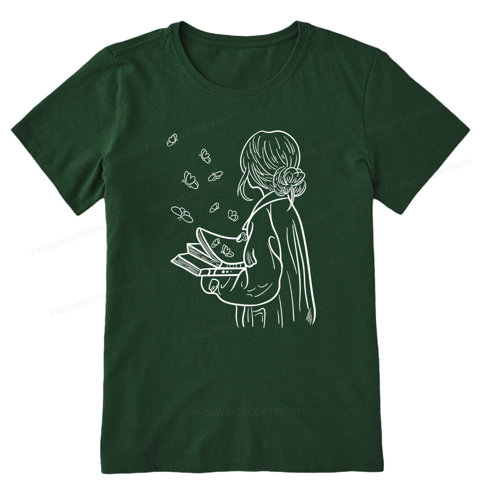Pagewings A Girl Who Loves To Read Unisex Classic T-shirt