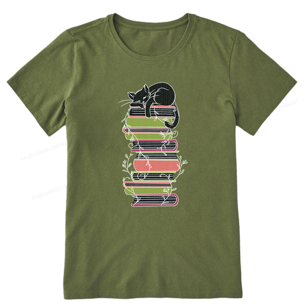 Pagewings Books And Cat Unisex Classic T-shirt