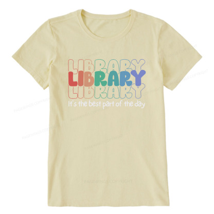 Pagewings  School Librarian Shirt, Library Shirt Unisex Classic T-shirt