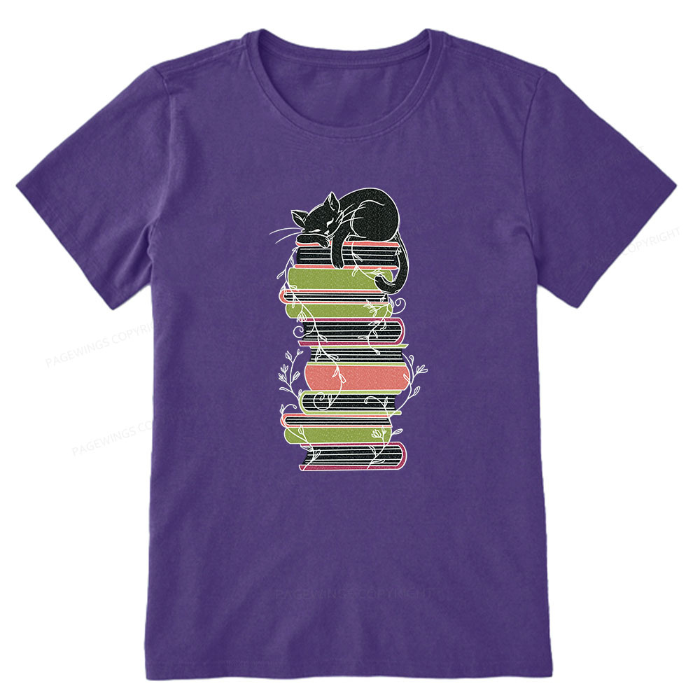 Pagewings Books And Cat Unisex Classic T-shirt