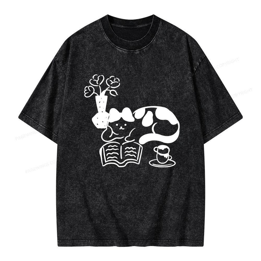 Pagewings The Cat Who Loves Reading Unisex Washed T-shirt