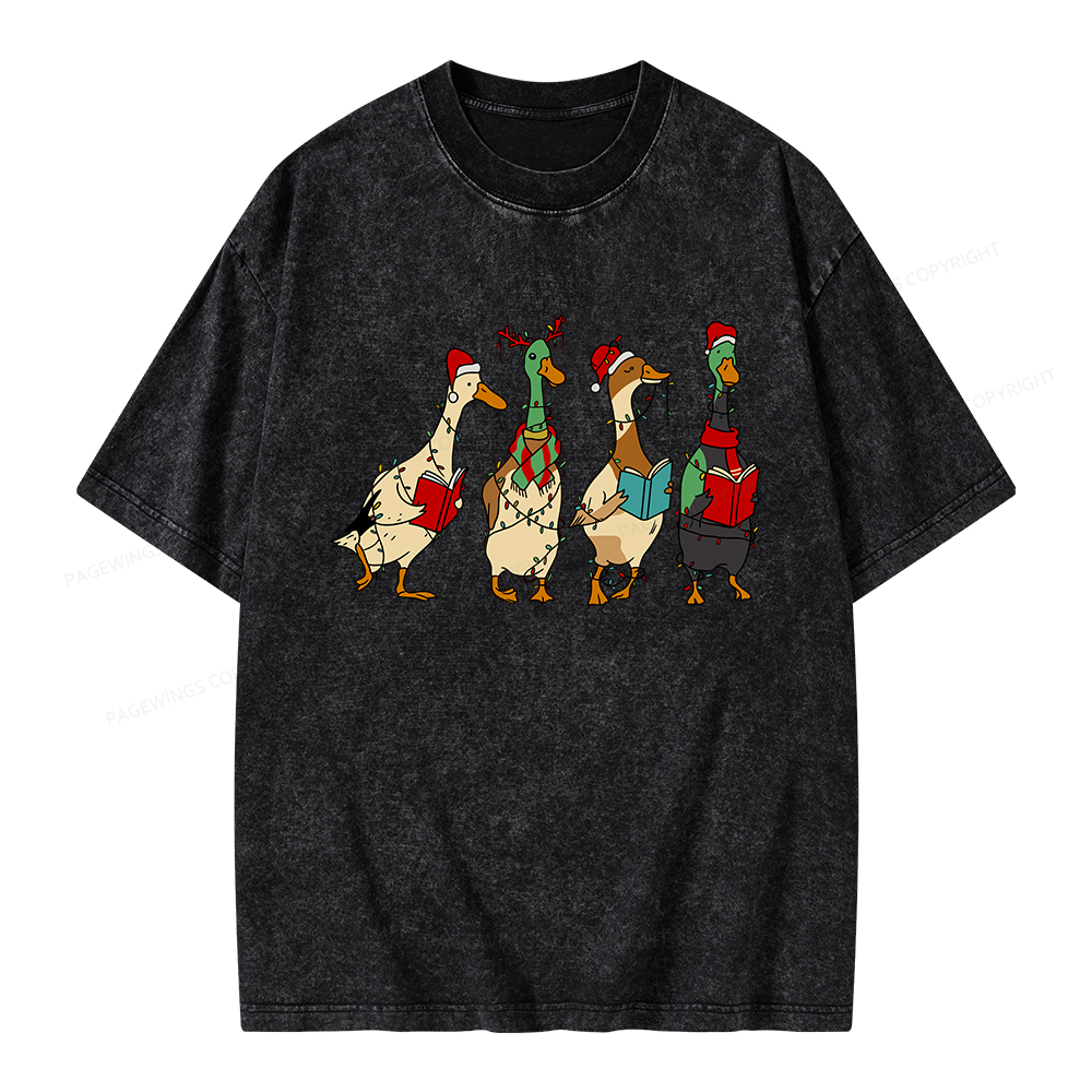 Pagewings Christmas Ducks Reading Unisex Washed T-shirt
