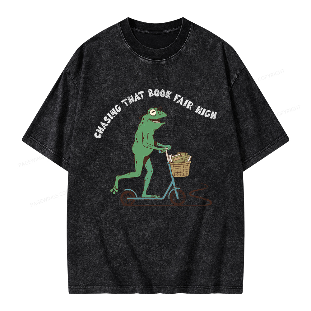 Pagewings Chasing That Book Fair High Unisex Washed T-shirt