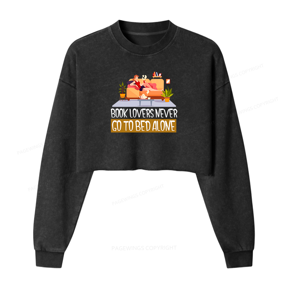 Pagewings Book Lovers Never Go To Bed Alone Women Washed Crop Sweatshirt