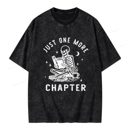 Pagewings Just One More Chapter, Bookish lover Classic T-Shirt Unisex Washed T-shirt
