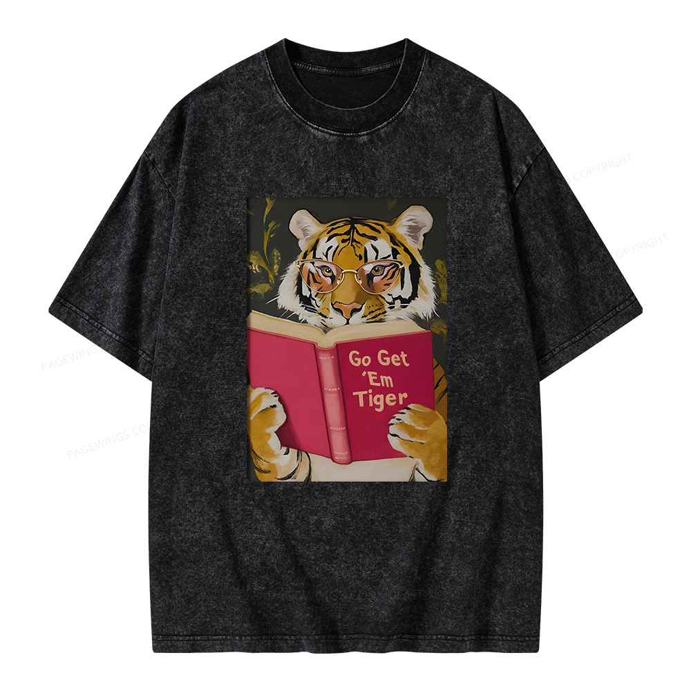 Pagewings Tiger Reading Unisex Washed T-shirt