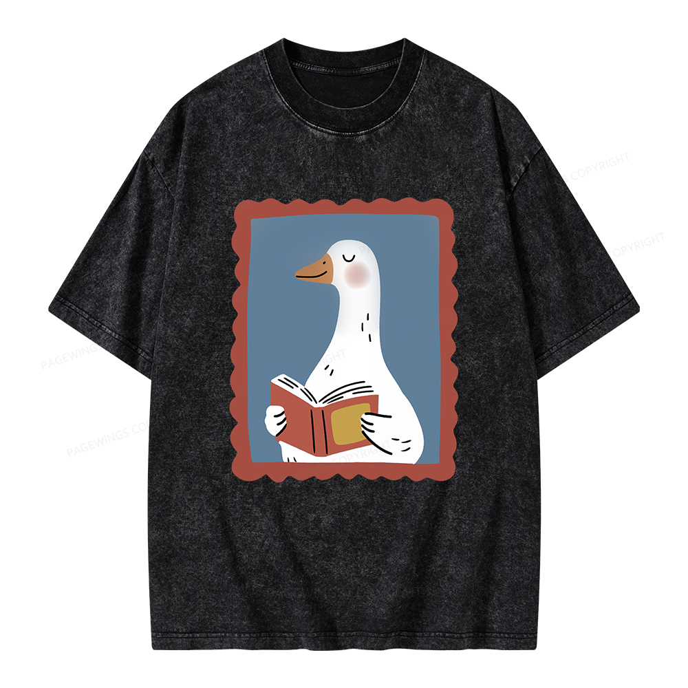 Pagewings Silly Goose Reading Unisex Washed T-shirt