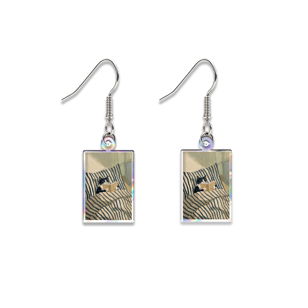 Pagewings Reading Cat Earrings