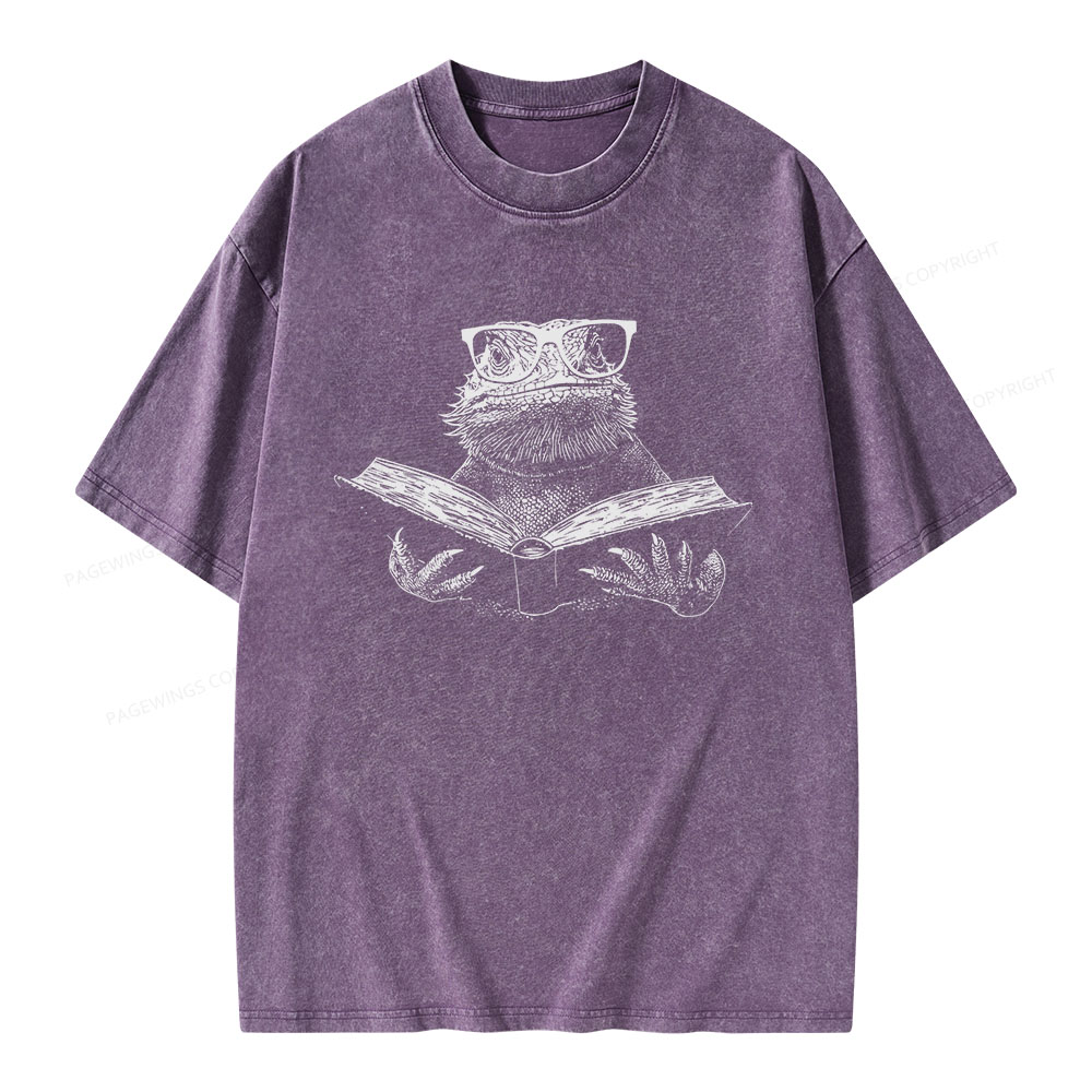 Pagewings Bearded Dragon Reading Unisex Washed T-shirt
