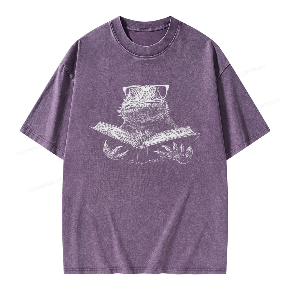 Pagewings Bearded Dragon Reading Unisex Washed T-shirt