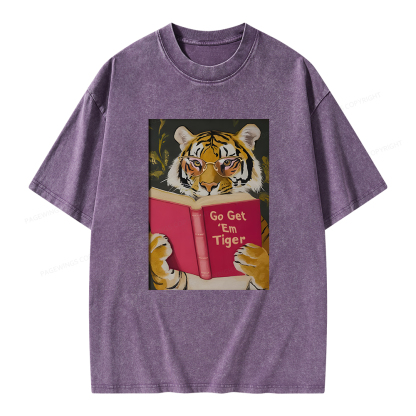 Pagewings Tiger Reading Unisex Washed T-shirt