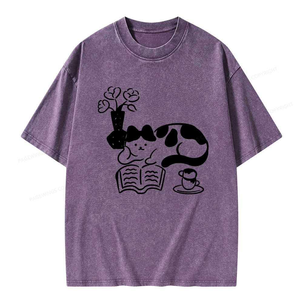 Pagewings The Cat Who Loves Reading Unisex Washed T-shirt