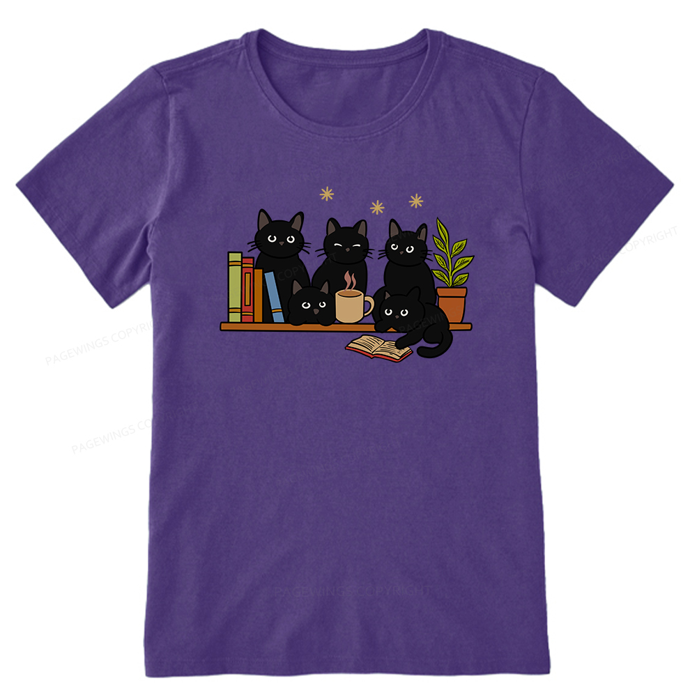 Pagewings Cat On Bookshelf Unisex Classic T-shirt