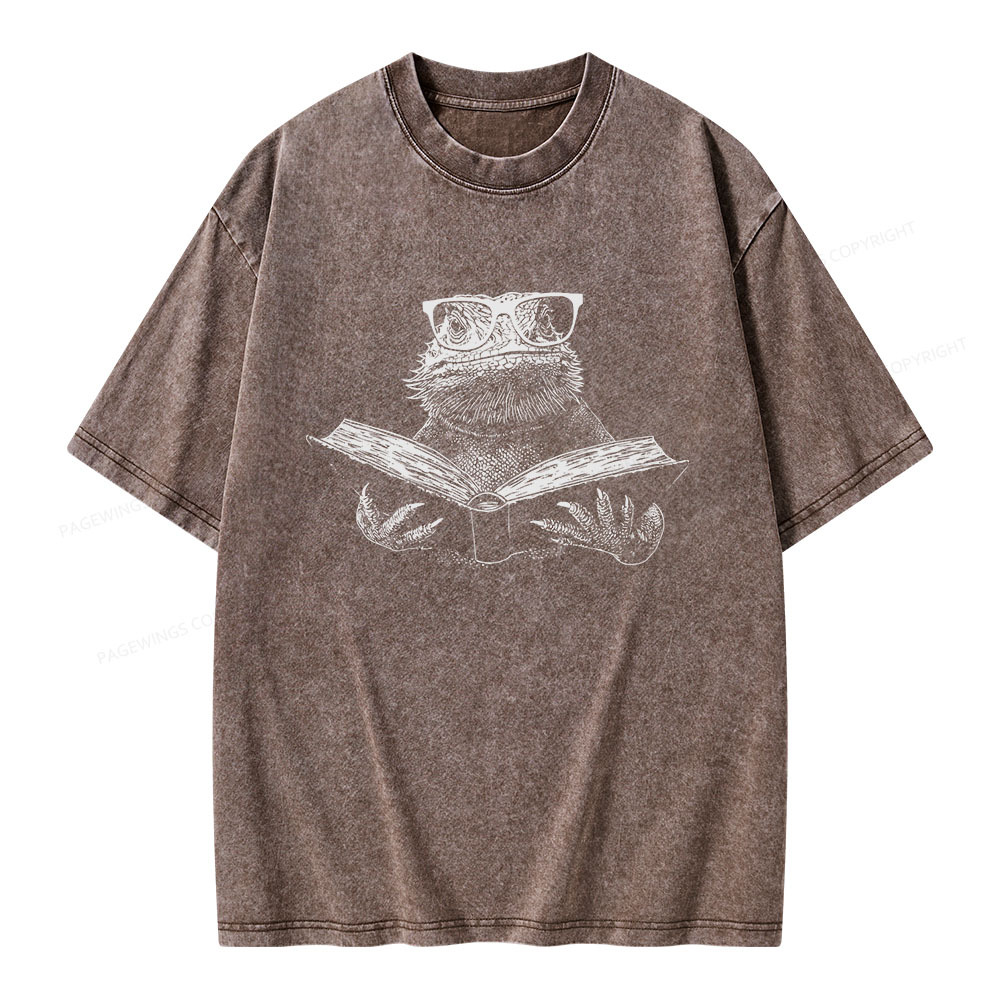 Pagewings Bearded Dragon Reading Unisex Washed T-shirt