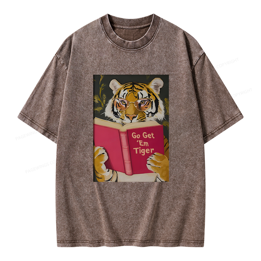 Pagewings Tiger Reading Unisex Washed T-shirt