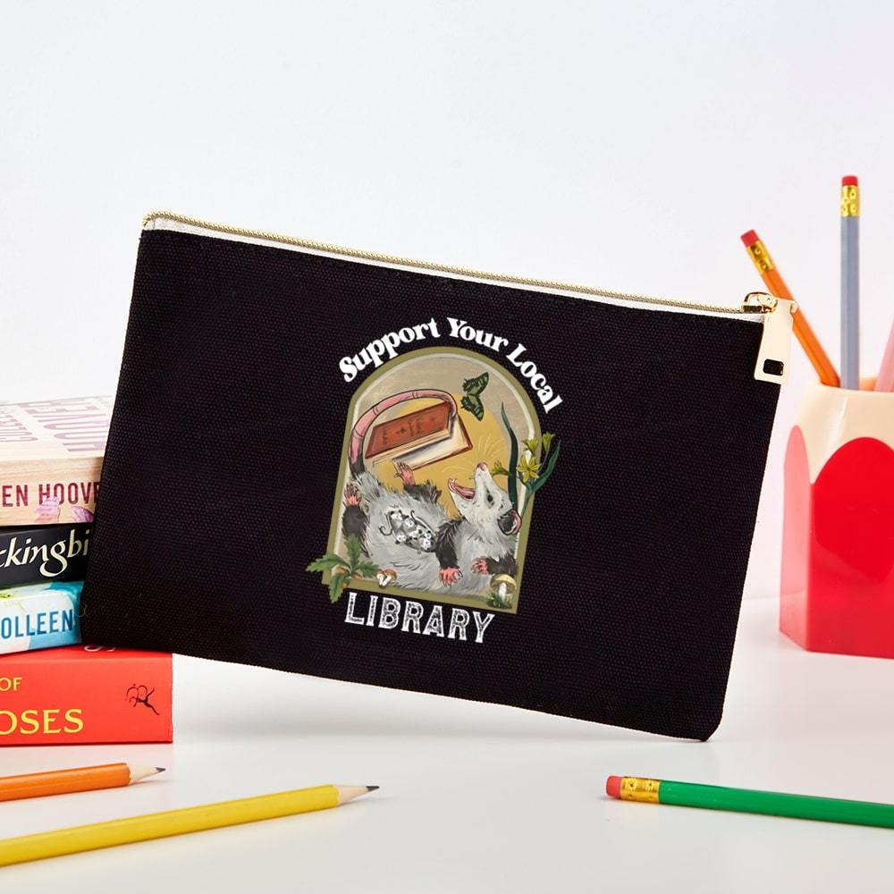 Pagewings Library Readers Make Leaders Jersey Short Sleeve Tee Pouch