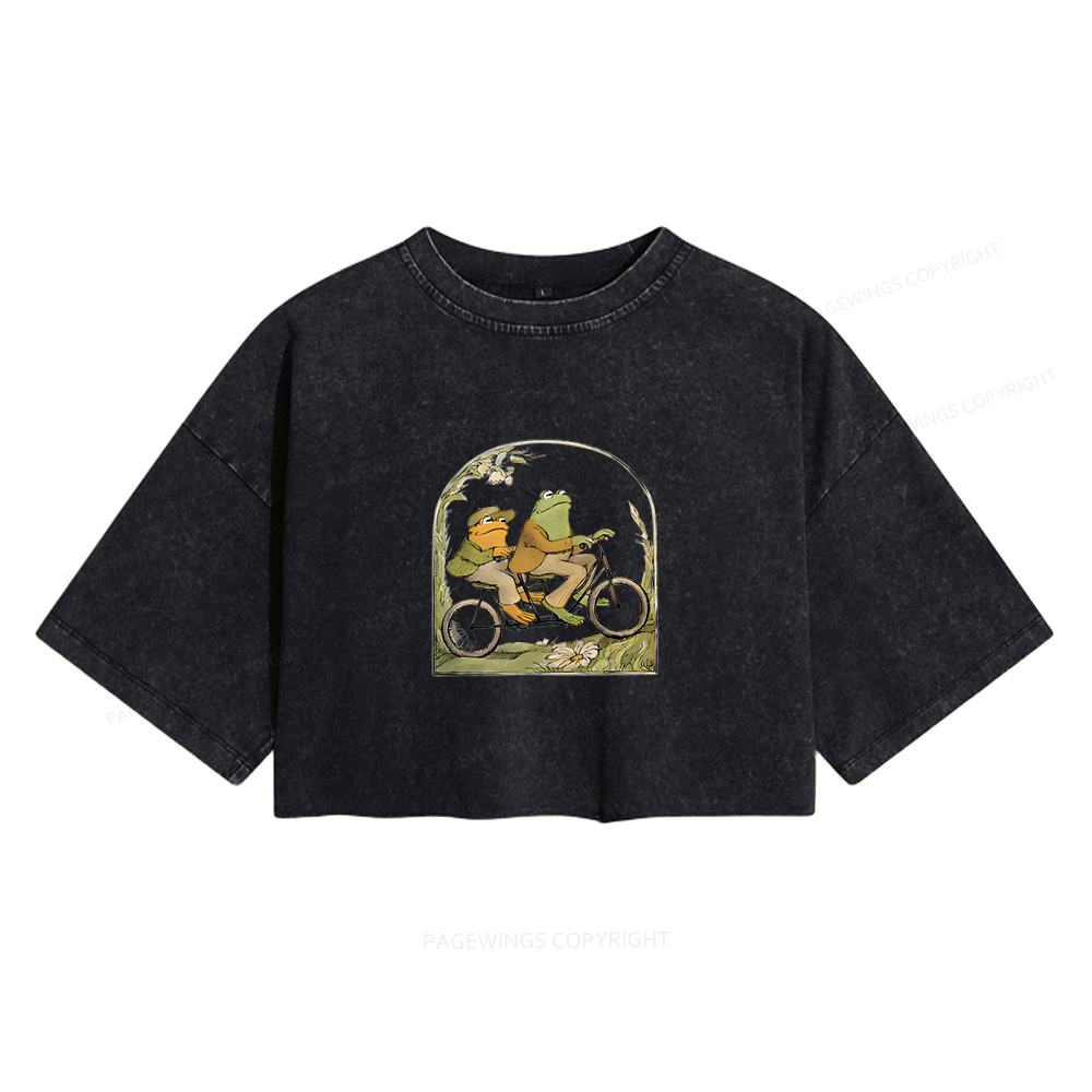 Pagewings The Growing Frog Book Vintage Women's Washed Cropped T-shirt