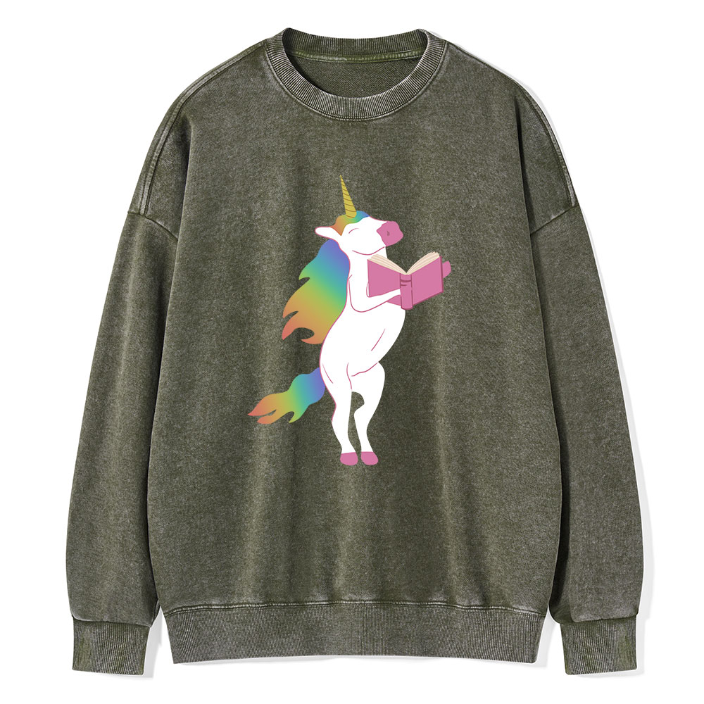 Pagewings Beautiful Unicorn Reading Books on Women's Cropped Unisex Washed Sweatshirt