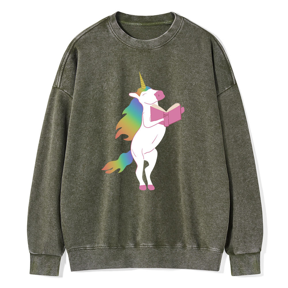 Pagewings Beautiful Unicorn Reading Books on Women's Cropped Unisex Washed Sweatshirt