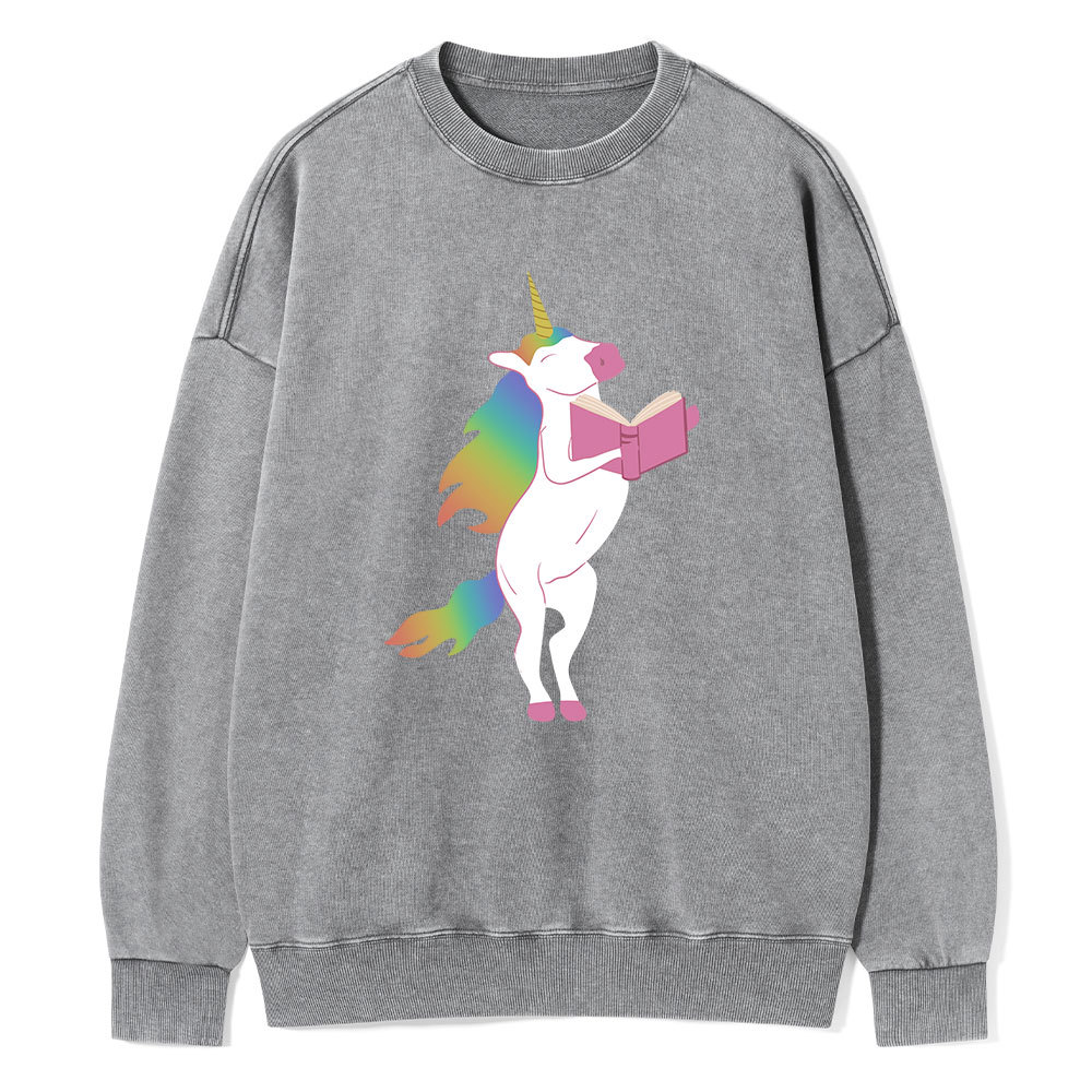 Pagewings Beautiful Unicorn Reading Books on Women's Cropped Unisex Washed Sweatshirt