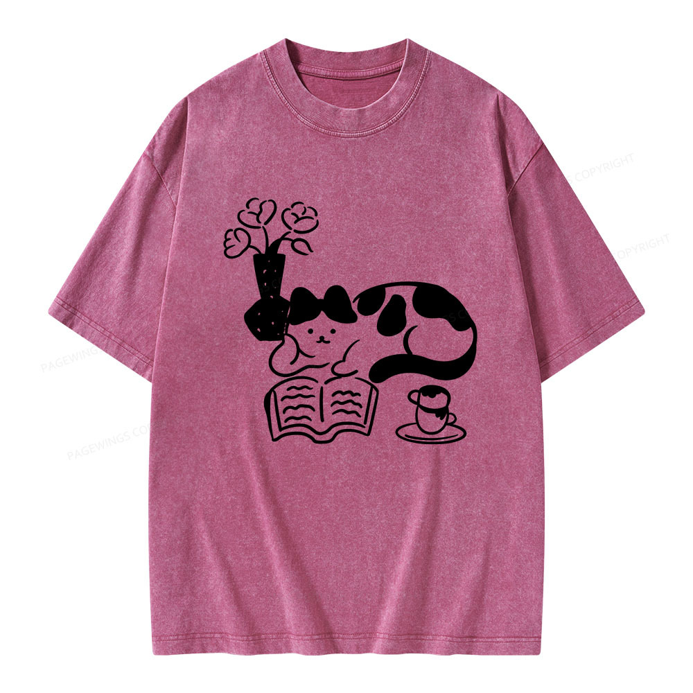 Pagewings The Cat Who Loves Reading Unisex Washed T-shirt