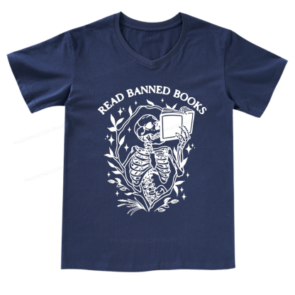 Pagewings Read Banned Books Skeleton Halloween Goth Protest T-Shirt V-neck T-shirt