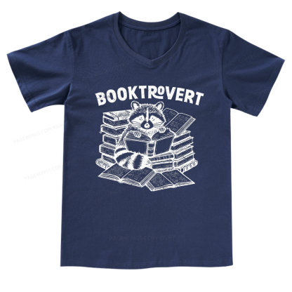 Pagewings A Raccoon Reading Seriously V-neck T-shirt