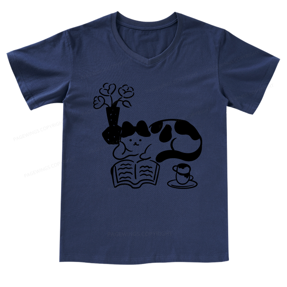 Pagewings The Cat Who Loves Reading V-neck T-shirt