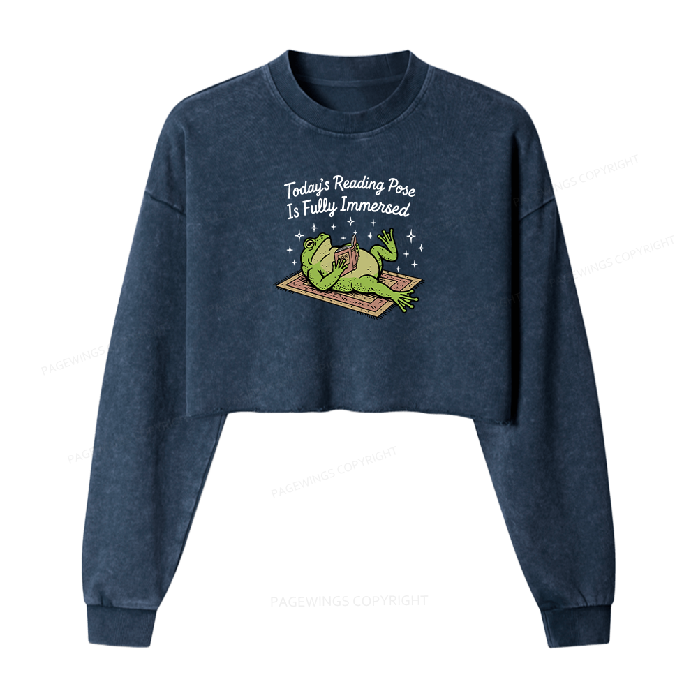 Pagewings Today's Reading Pose Is Fully Immersed Women Washed Crop Sweatshirt