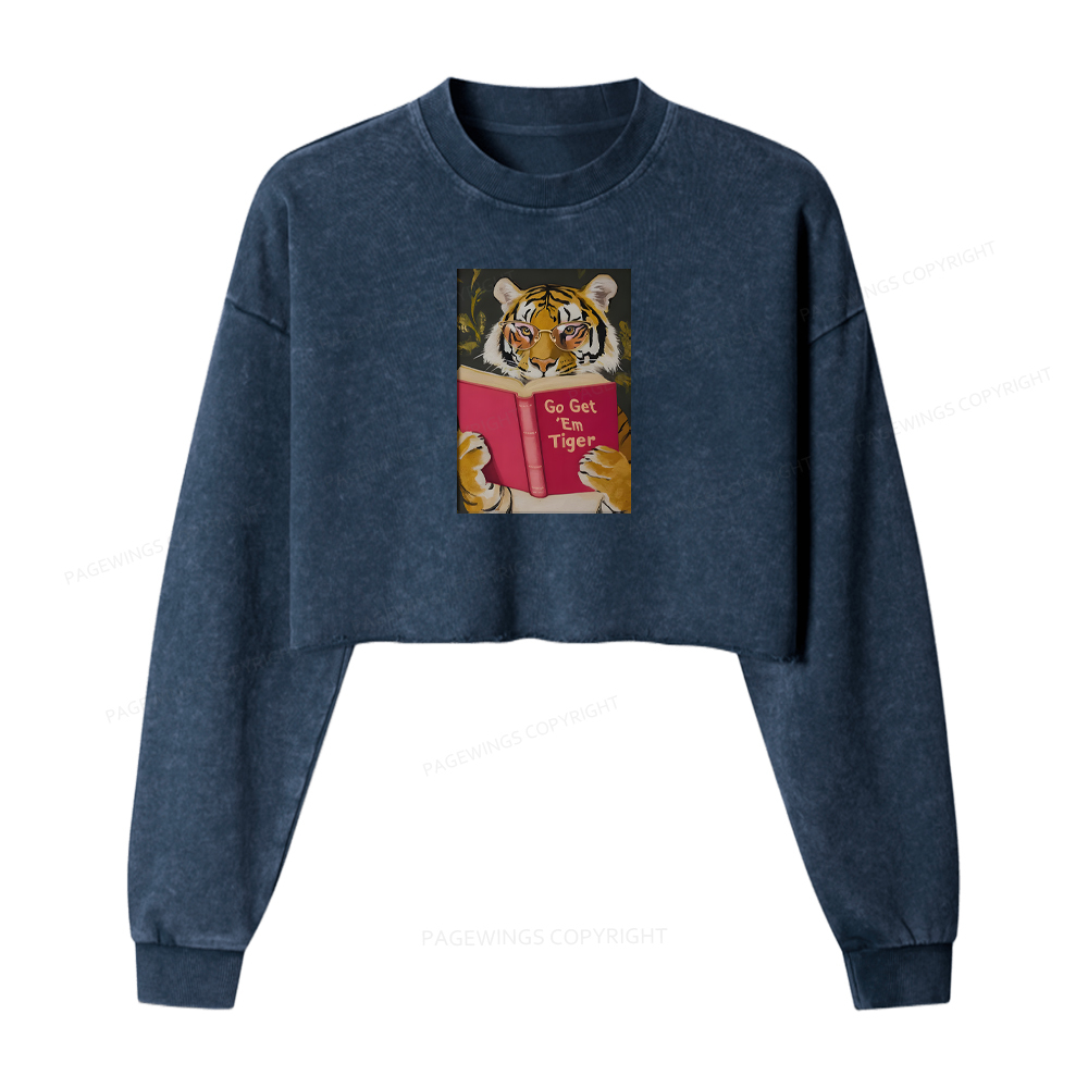 Pagewings Tiger Reading Washed Crop Sweatshirt