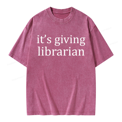 Pagewings It's Giving Librarian Unisex Washed T-shirt