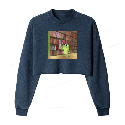 Pagewings Snoopy Finding A Book Washed Crop Sweatshirt