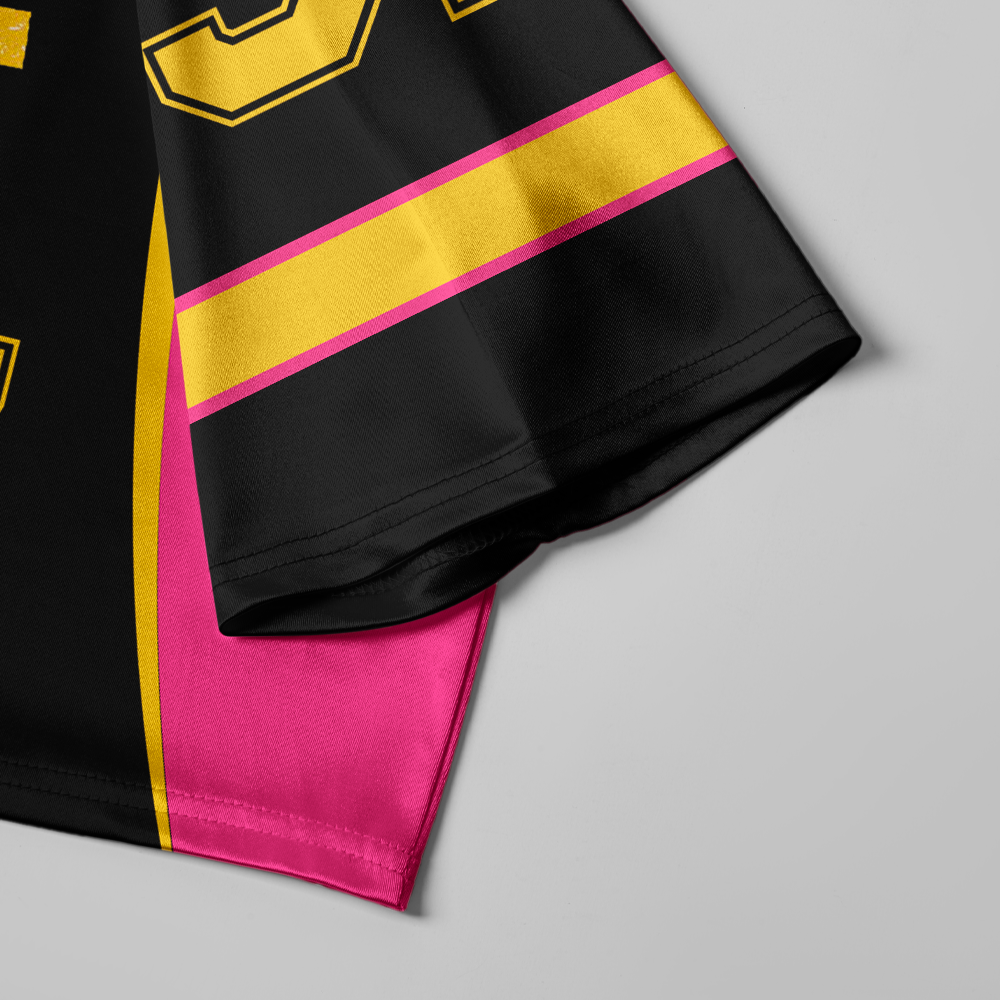Pagewings This Is An Outrage Women's Cropped Jersey