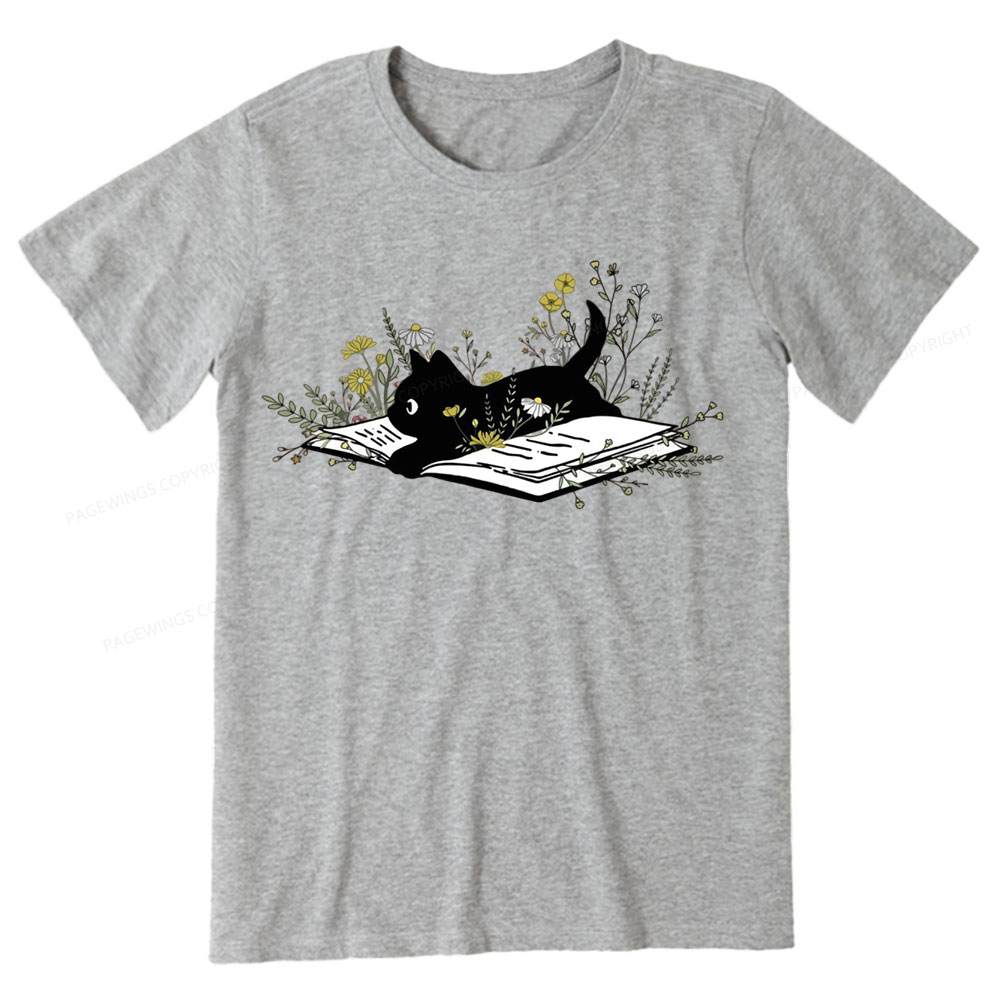 Pagewings Cute Book Cat Unisex Classic T-shirt