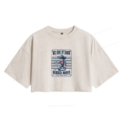 Pagewings The Banned Books Ain't Gonna Read Themselves Women's Washed Cropped T-shirt