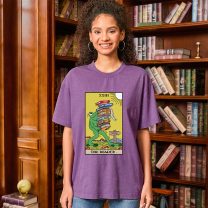 Pagewings Tarot Frog The Reader Unisex Washed T-shirt