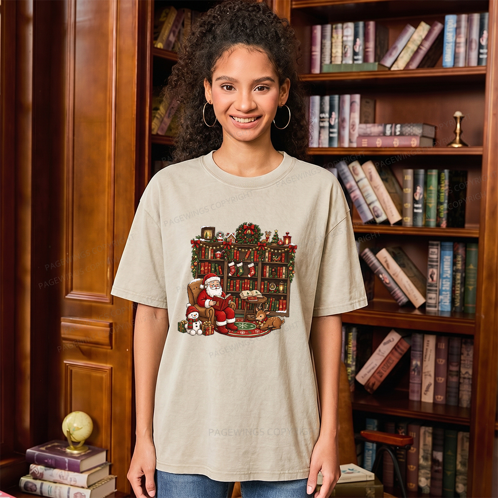 Pagewings Merry Christmas Book Lover Unisex Washed T-shirt
