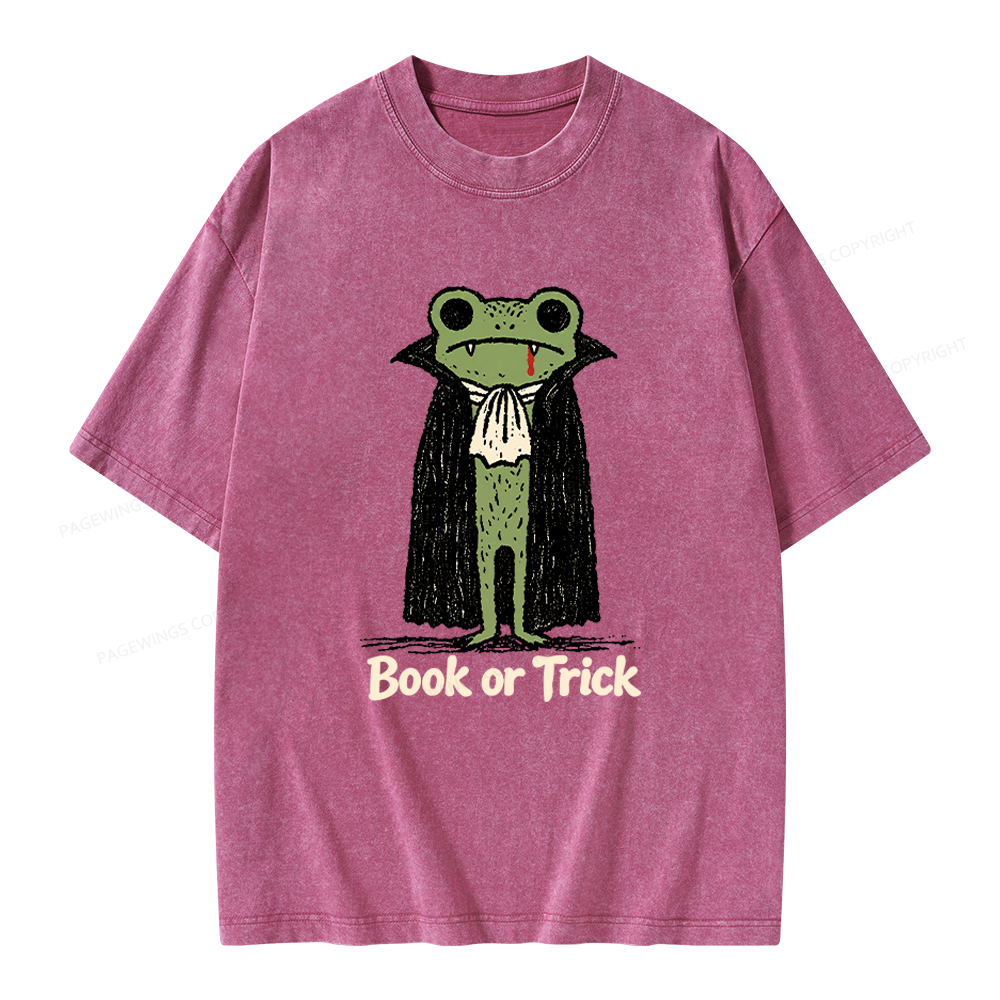 Pagewings Frog Halloween Unisex Washed T-shirt